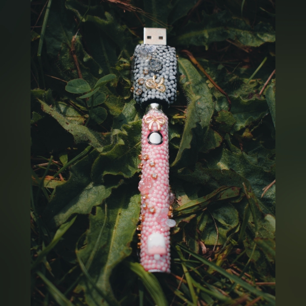Handcrafted Pink Summer 🍃🍃 wand